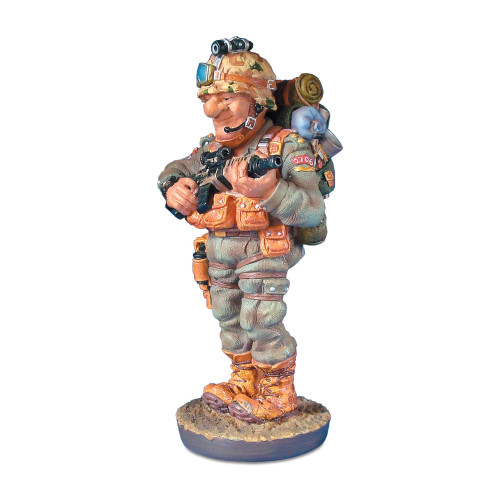 Скульптура "Военный", цвет камуфляж
